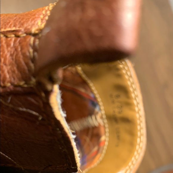 BOC Born Women’s 8 Studded Leather Ankle Boots - Picture 10 of 11